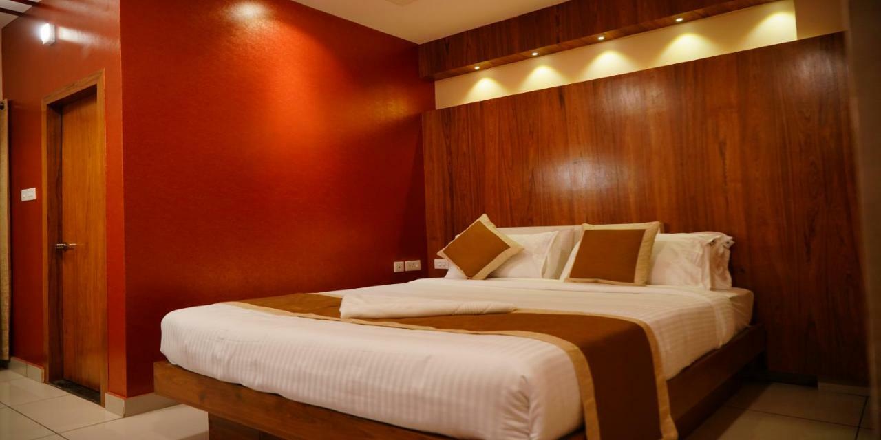 Nextel Inn, Calicut Eksteriør billede
